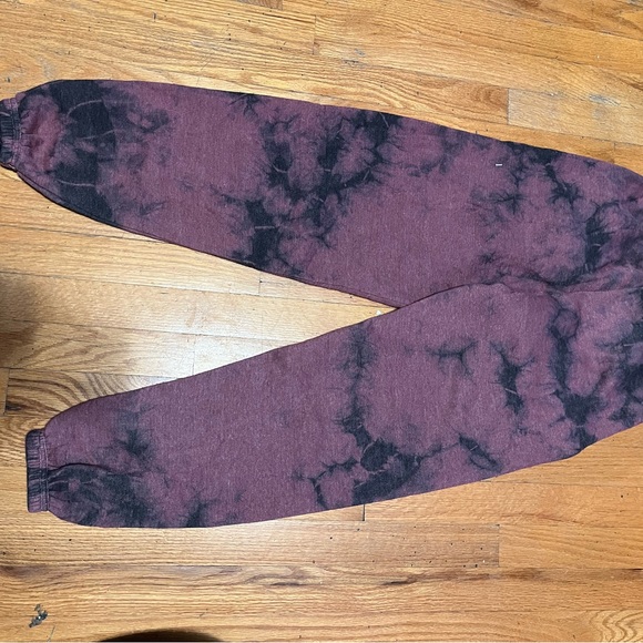 Joggers - Picture 2 of 2